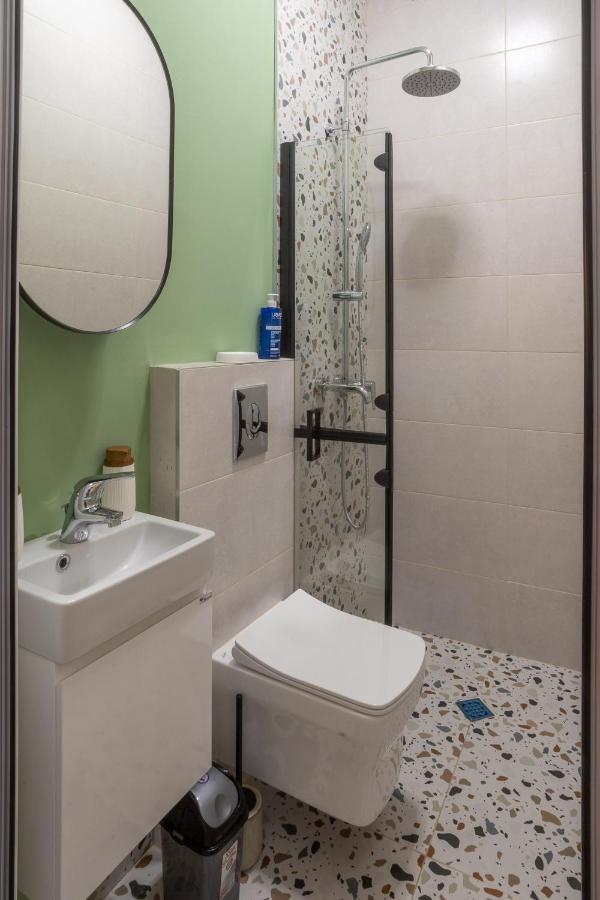 Linden House - A Lovely Apartment In Central Varna Bagian luar foto