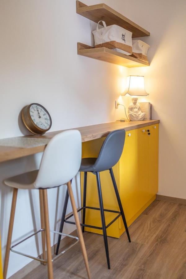 Linden House - A Lovely Apartment In Central Varna Bagian luar foto